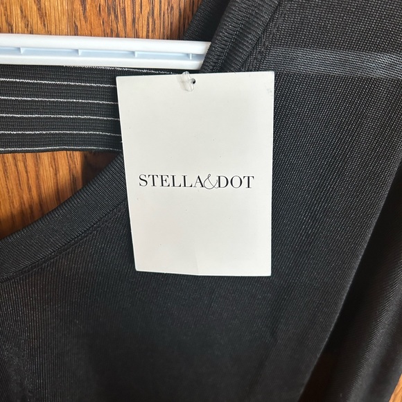 Stella & Dot Sheer Top - Picture 2 of 4